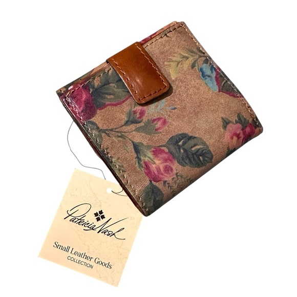 Patricia Nash Astra Wallet P1663149X Vintage Victorian Garden RFID, NWT - Picture 3 of 12